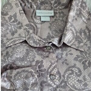 Soft Surroundings Pink Satin‎ Paisly Lace Print Long Sleeve Button Down Sz L